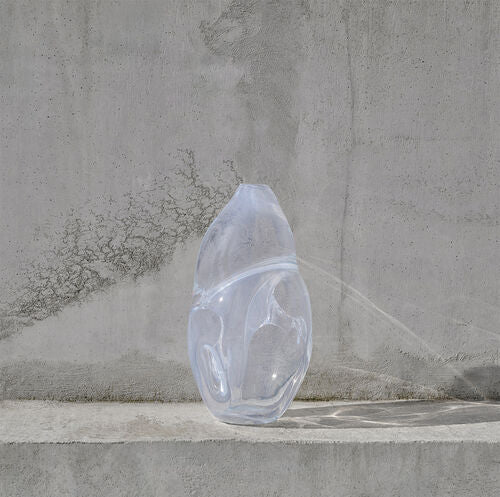 OMAM dry vase alabaster